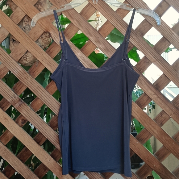 White House Black Market 2 Piece Smoky Orchid Lace High Neck Shell Ex Small Pet - Picture 7 of 10